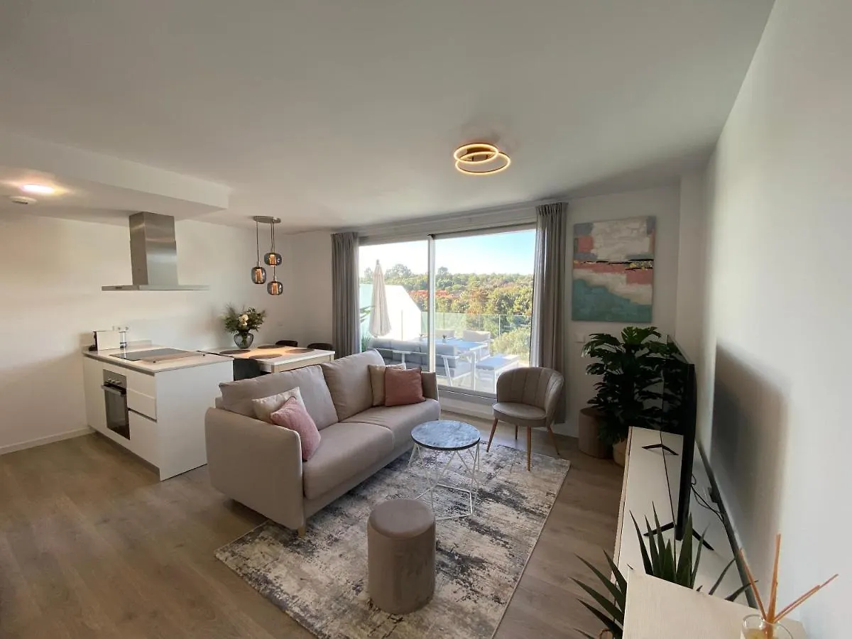 Zen Apartment Estepona contacts